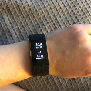 EUC small Fitbit charge hr2 + bands
